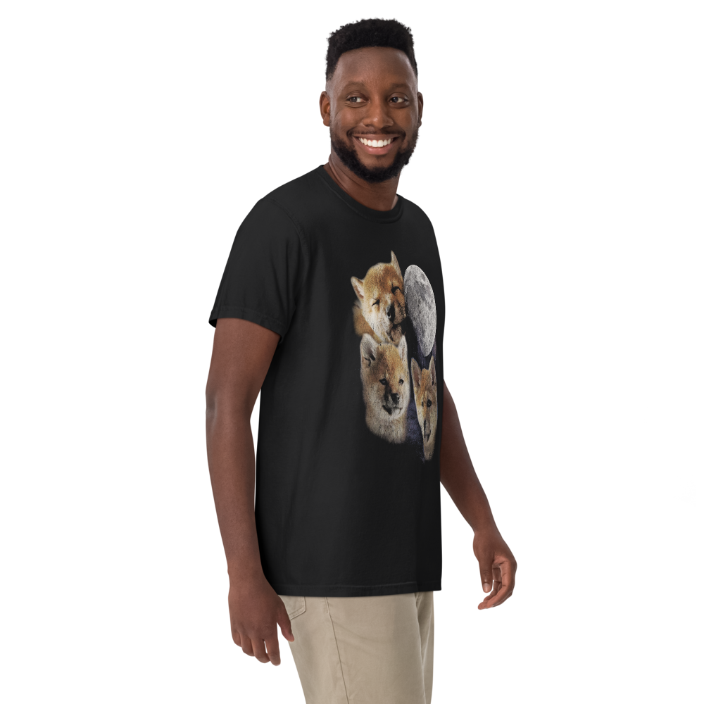 Vintage-Inspired “Howling at the Moon” Shiba Tee