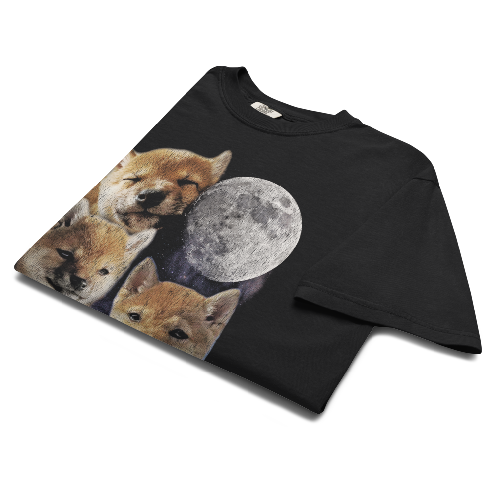 Vintage-Inspired “Howling at the Moon” Shiba Tee