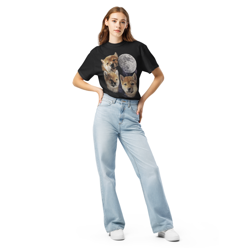 Vintage-Inspired “Howling at the Moon” Shiba Tee